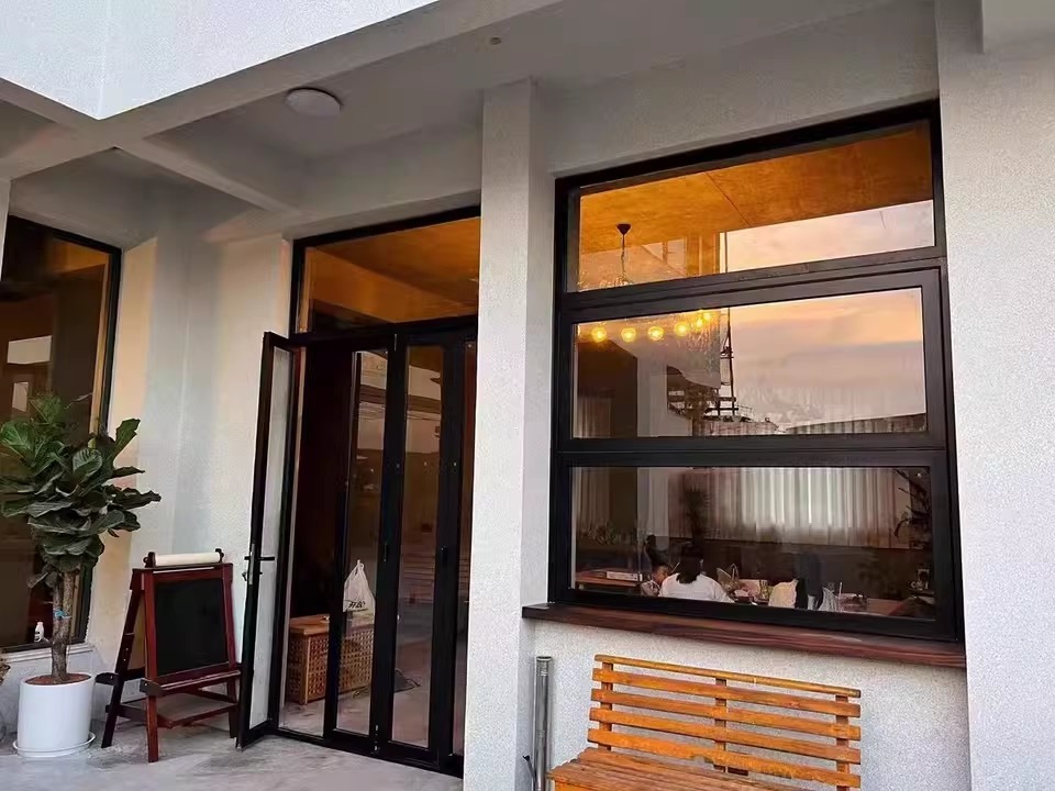 Hot Trends Folding Balcony Window Invisible Flyscreen Aluminium Casement
