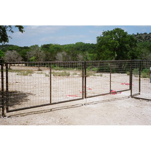 Easily Assembled 50*200mm Anti Rust Metal Garden Fence Gate