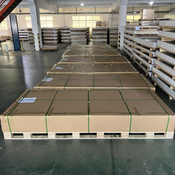 Long Side Click and Glue SPC Wall Panels for Indoor Mural Decoration in Apartments