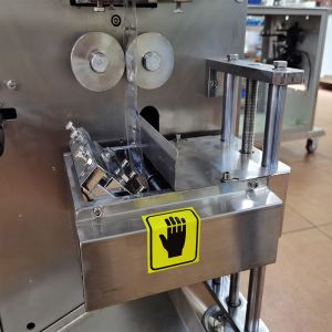 15bags/min Liquid Packer Machine Wrapping Sealing Thick Sauce