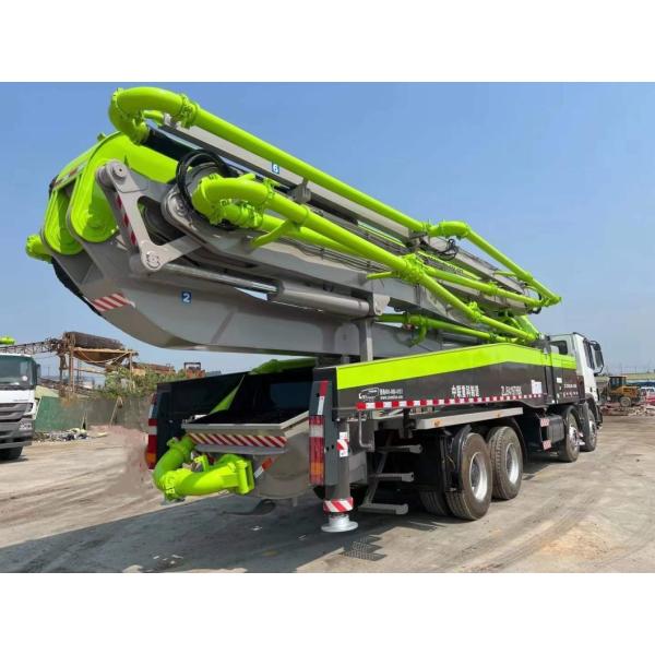 Concrete Pump Truck Mounted Pump 56 Meter for Precise and Accurate Concrete Delivery
