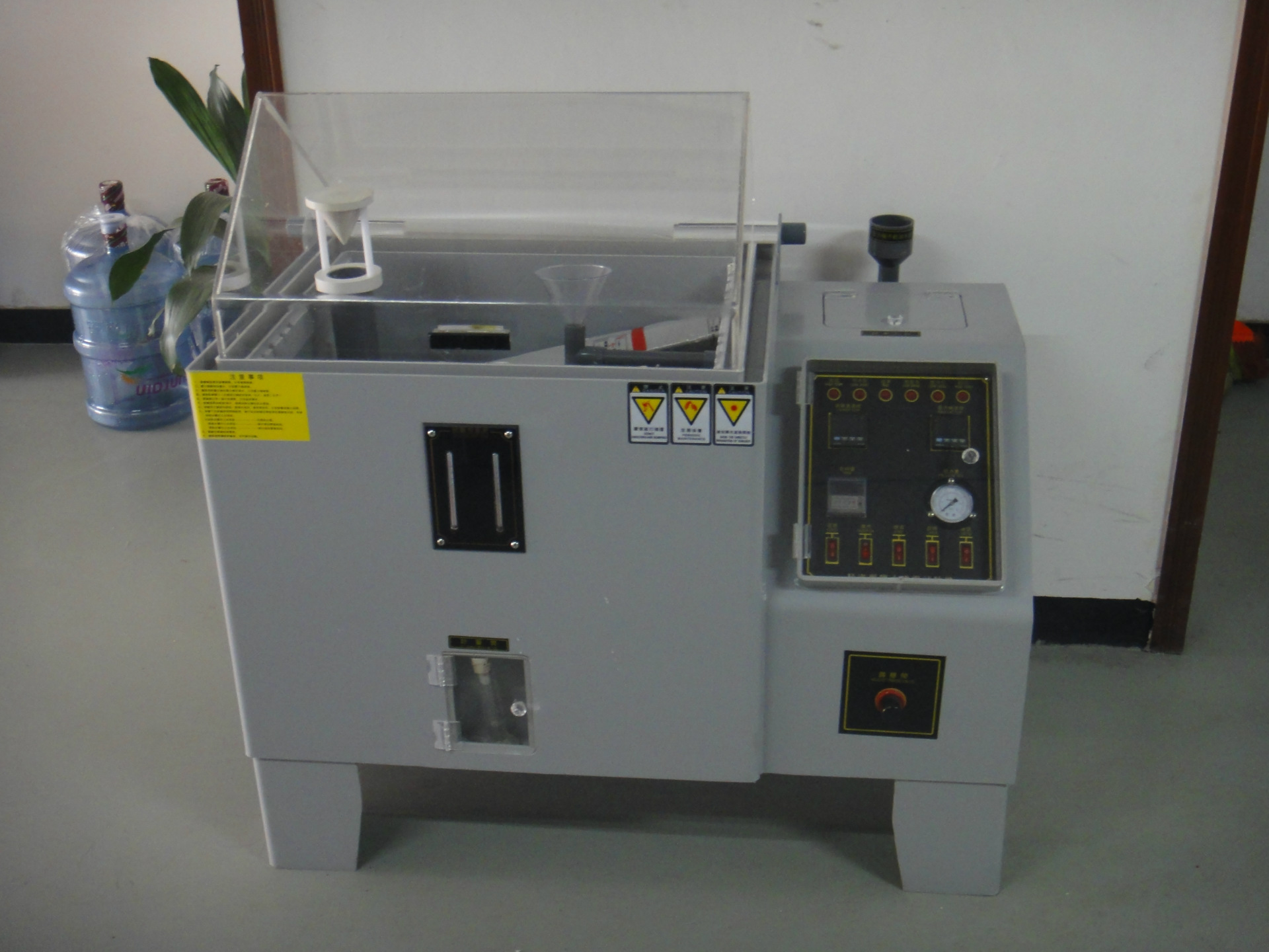 Laboratory Salt Spray Corrosion Tester NSS / CASS Tester Machine 220V 2KW 50H