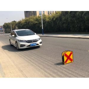 Buy cheap Flashing Warning Effect LED Arrow Board Dynamic Modes product