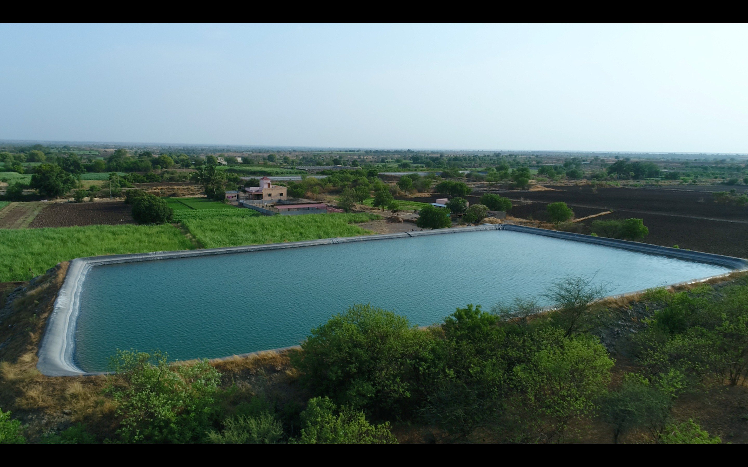 Geomembrane Liners 0.5-2.0mm UV Resistant for Pond Dam Landfill HDPE and LLDPE Material