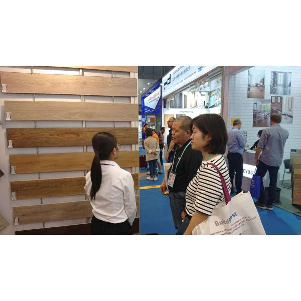 Luxury Vinyl Plank Flooring Modern Design Style 3.5mm-8mm Thickness SPC Interlocking