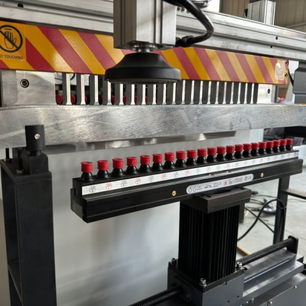 Vertical Woodworking Drilling And Boring Machine Three Rows Horizontal Drill Machine