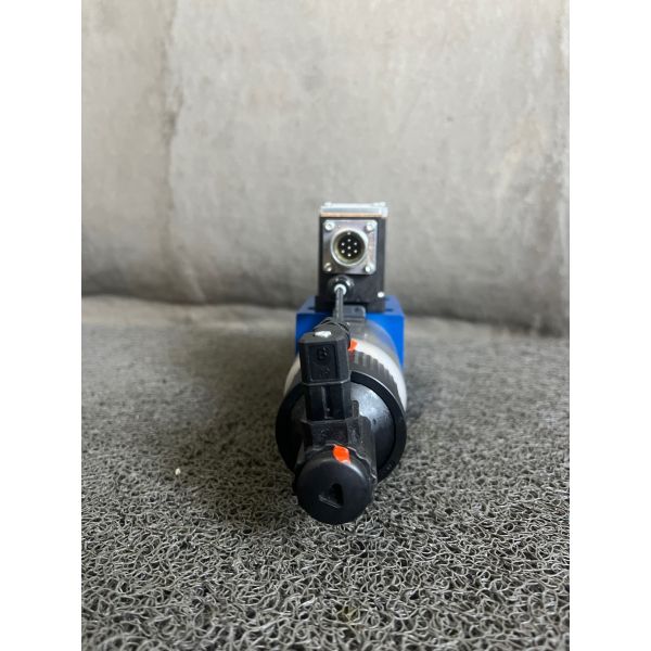 4WRZ10E3-85-7X/6EG24N9EK4/M 4WRZ10E3-85-7X/6EG24N9K4/D3M 4WRZ10E3-85-7X/6EG24N9K4/M German proportional hydraulic valve, Rexroth directional valve,