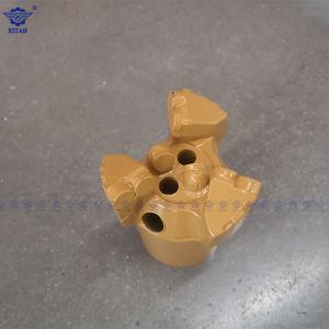 China Three Wings Diamond PDC Drill Bit For Cement Injection on sale