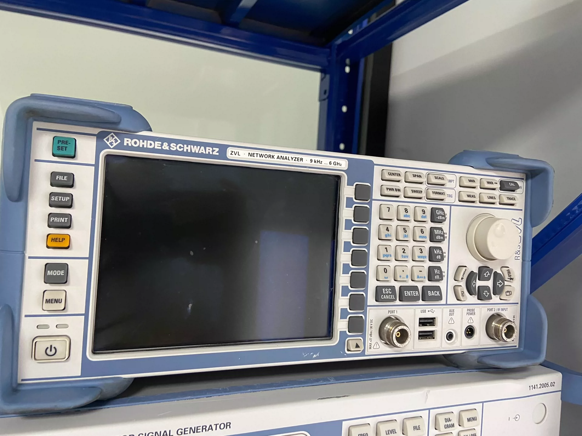 Rohde & Schwarz ZVL6 VNA 6 GHz Portable Vector Network Analyzer