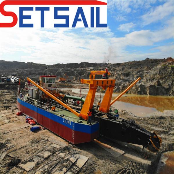 3900.00cm * 860.00cm * 225.00cm Package Size 24inch Cutter Suction River Sand Dredger