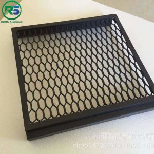 Buy cheap Contemporary Mesh Aluminum Expanded Sheet For Commercial Buildings product
