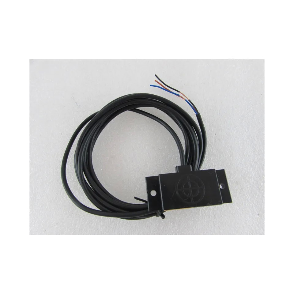 E2E-X10D1-N Omron Programmable Logic Controller Relay Outputs