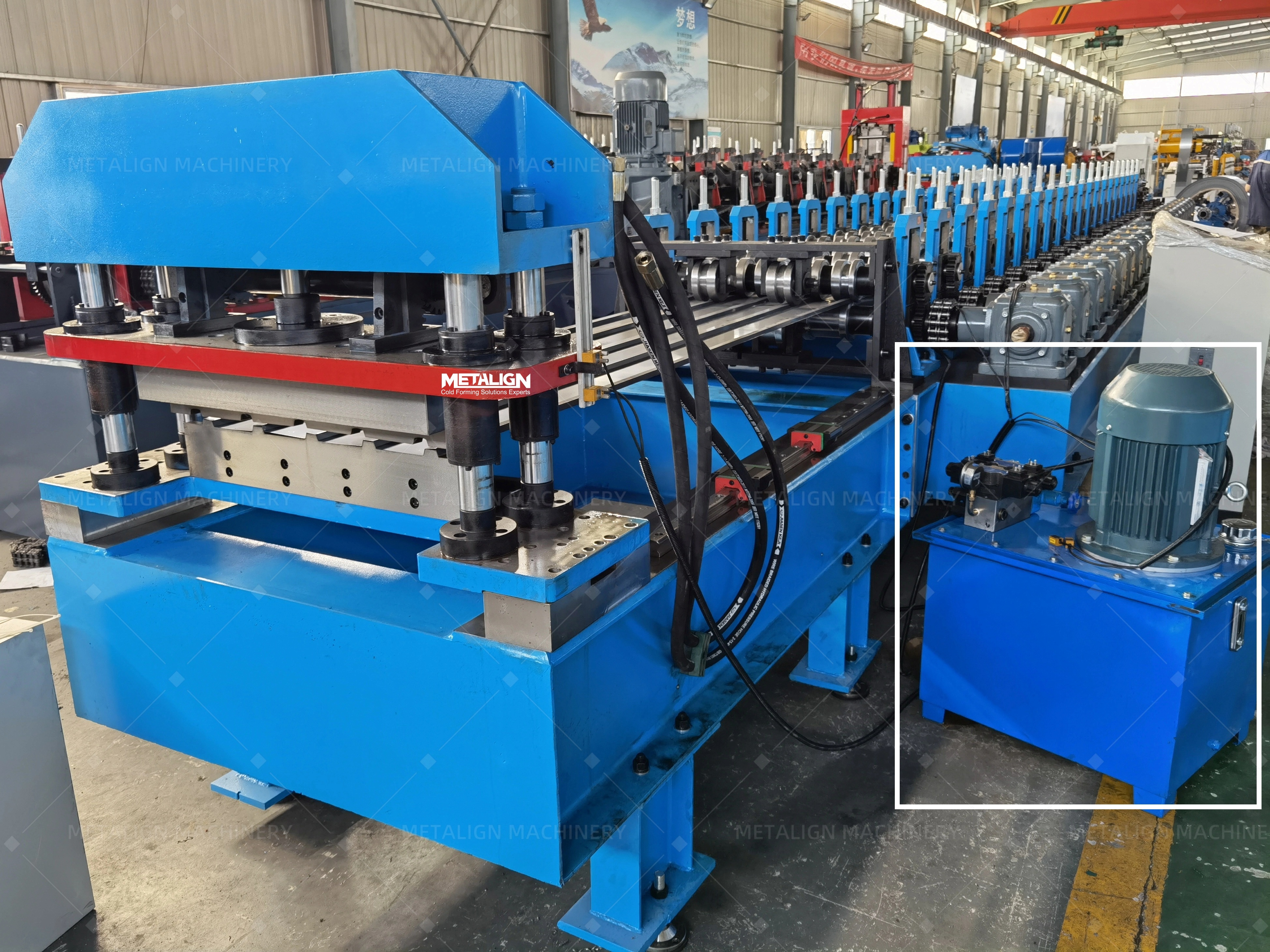 High Efficiency Rack Roll Forming Machine with 18 Forming Stations and 5.5Kw Motor Power