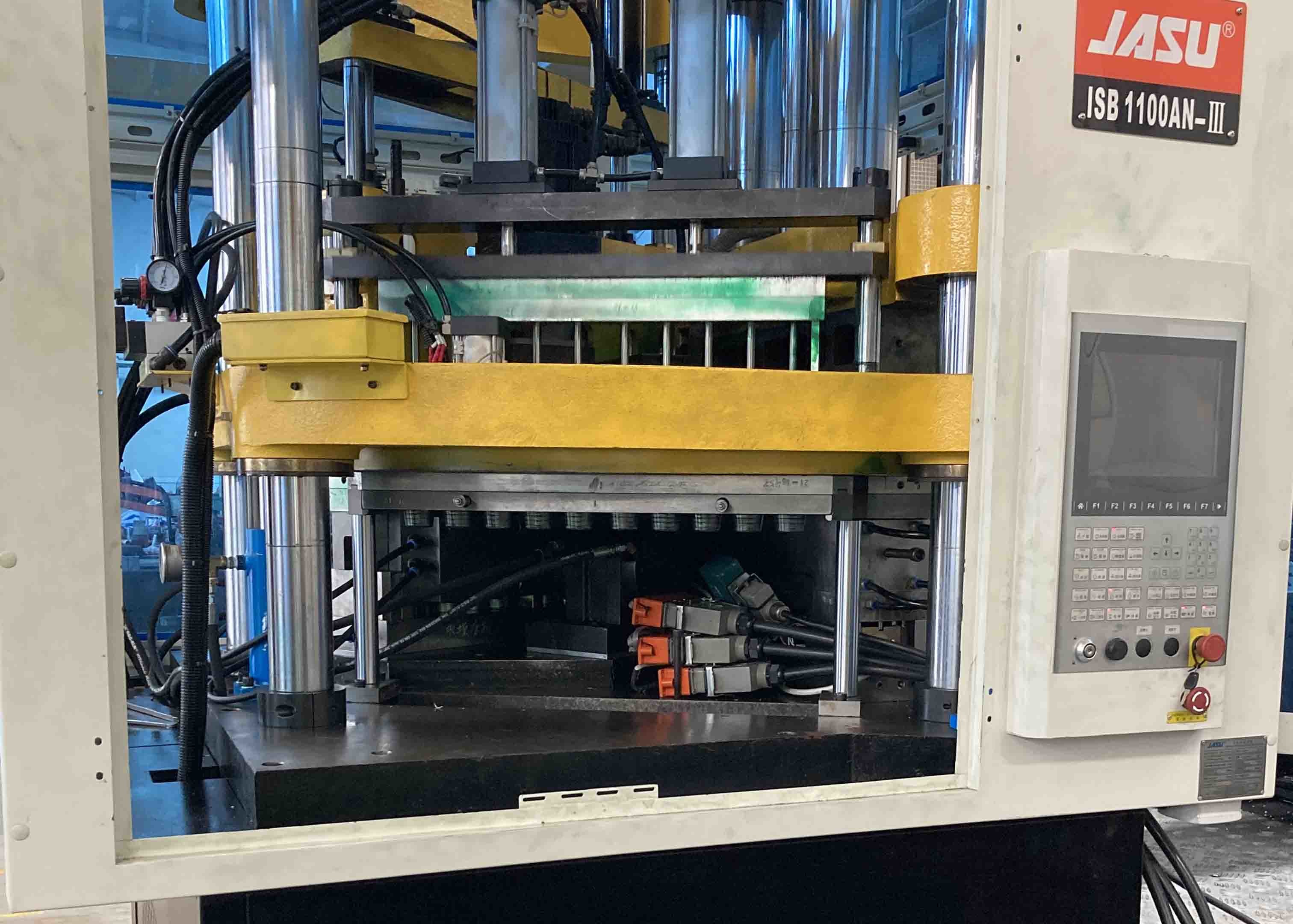 PC PETG Plastic Bottle Injection Blow Molding Machine 50ml 500ml