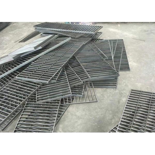 Hot Dipped 30 X 3mm Galvanized Steel Grating Silver Color