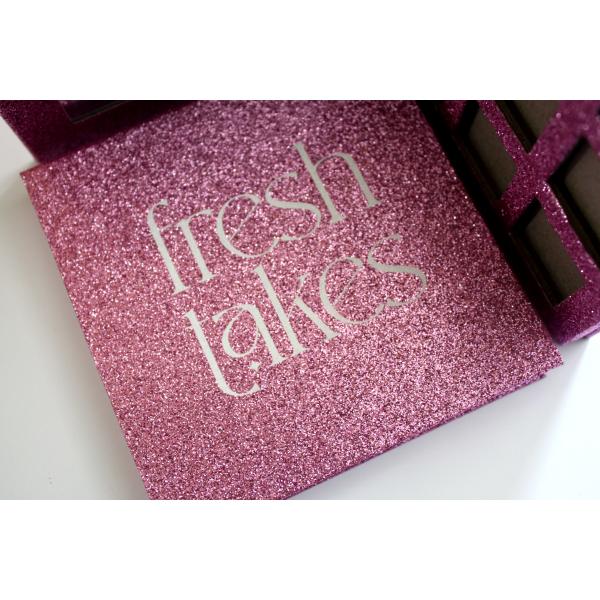 9 Holes Custom Empty Eyeshadow Palette Glitter Paper Decoration With Mirror