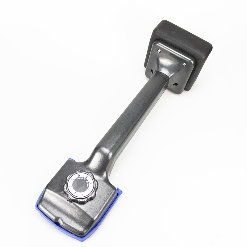 Buy cheap Adjustable Black Professional Carpet Kicker 450mm To 540mm product