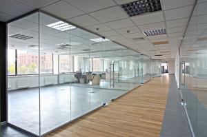 Buy cheap Powder Coated 12mm Glass Modular Office Partition Walls Frame Or Frameless Style product