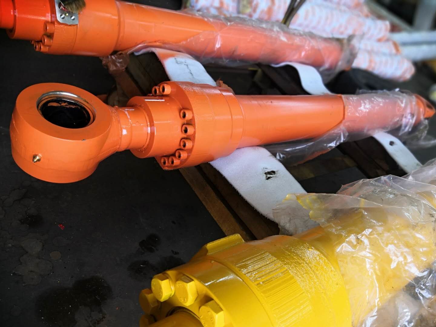 Buy cheap 4423852 Hiachi zx120 stick hydraulic cylinders product