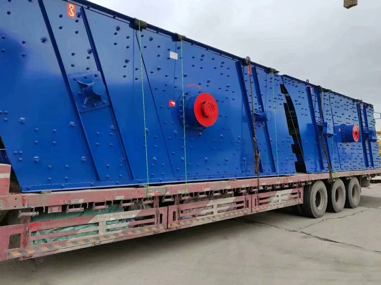 Buy cheap Mining Ore Circular Vibrating Screen Stone Sand Screening equipment product