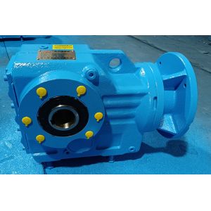Head Centrifugal Pump With 300 PSI Pressure Range 500 HP Power Gearbox Drive