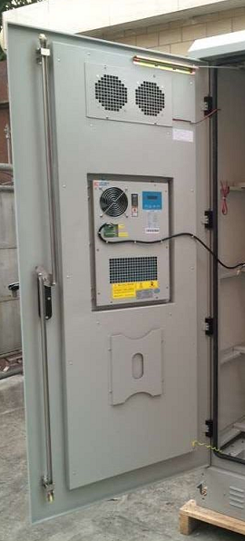 Three Point Lock IP55 20mm PEF Outdoor Battery Cabinet