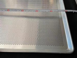 Buy cheap Perforated 2mm 3mm Polished Dry 30*40cm Aluminum Baking Tray product