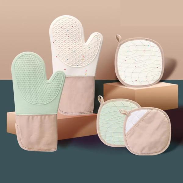Silicone Oven Mitts And Pot Holders Set Heat Resistant To 450℉ Extra Long 15 Inch Professional Silicone Baking Gloves