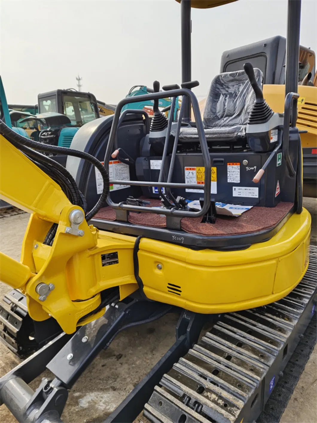 Low-Hour Used Mini Crawler Second Hand Komastua PC30 3 Ton Backhoe Digger