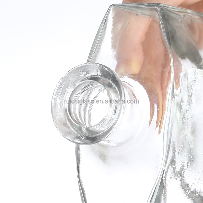 Clear Square Shape Glass Spray Bottle 500ml 700ml 750ml for Liquor Distribution Channel