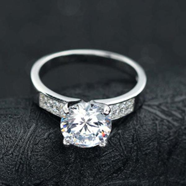 Women 925 Silver Brilliant CZ Diamonds Wedding Engagement Ring (RE663)
