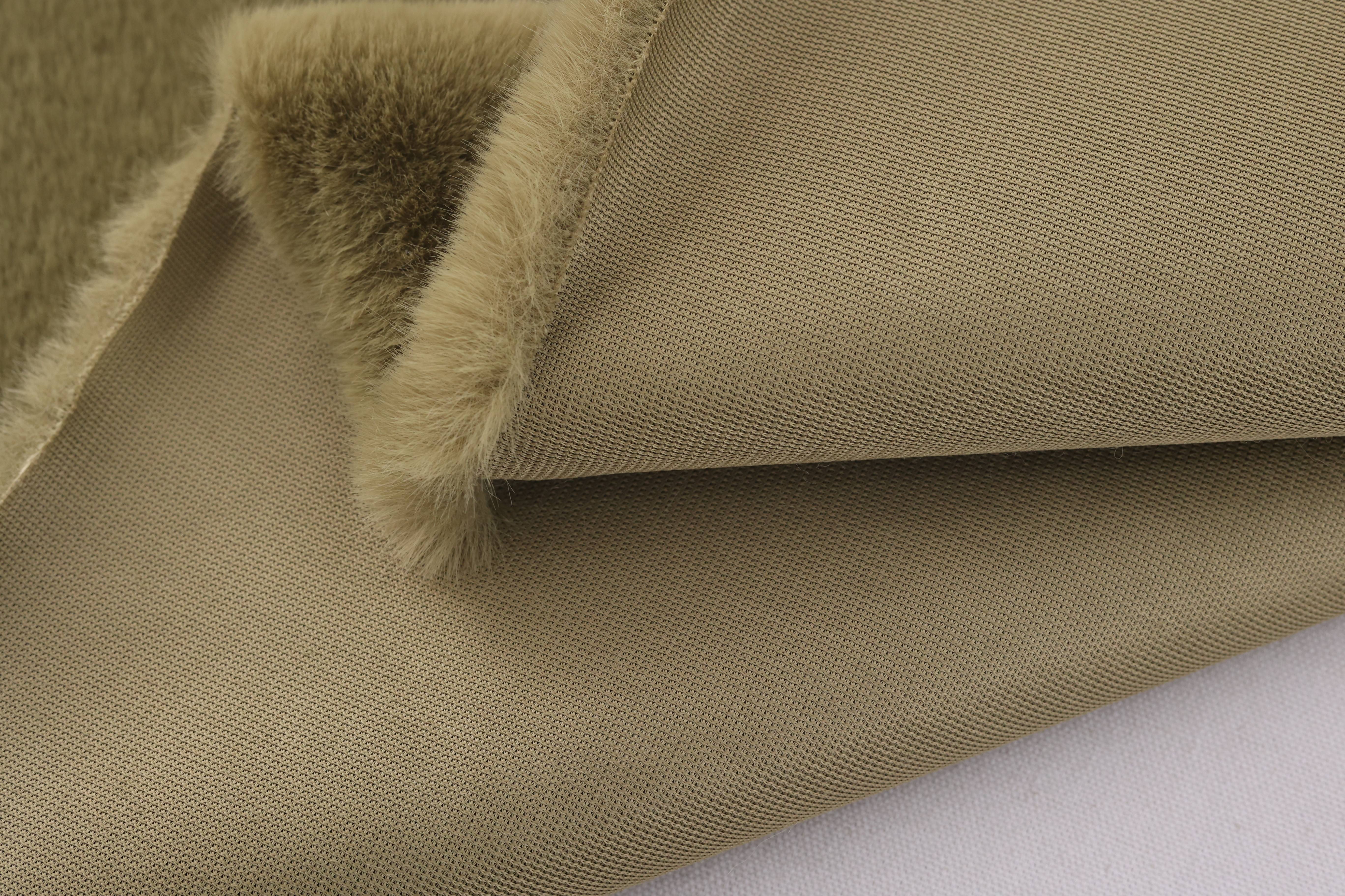 Stock Many Color 100% Polyester 20mm 670GSM Plush Thick Faux Lifelike Mink Sable Fur for Blankets Women's Coat Pet Blanket