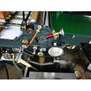 Automatic Feeding Paper Gluing Machine