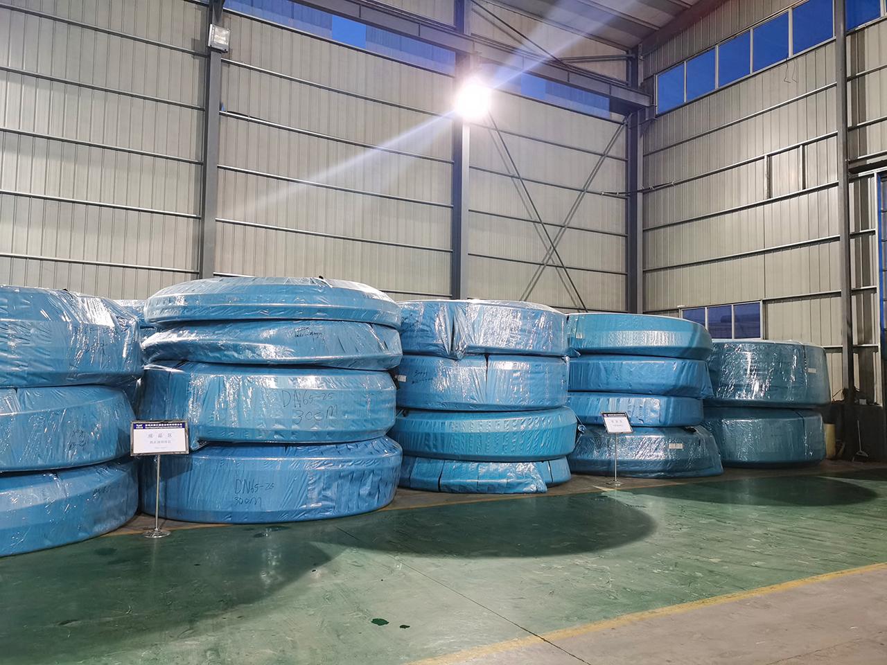 Bonded 6 Inch Well Casing Pipe Solid Wall Drainage Continuous For Oil
