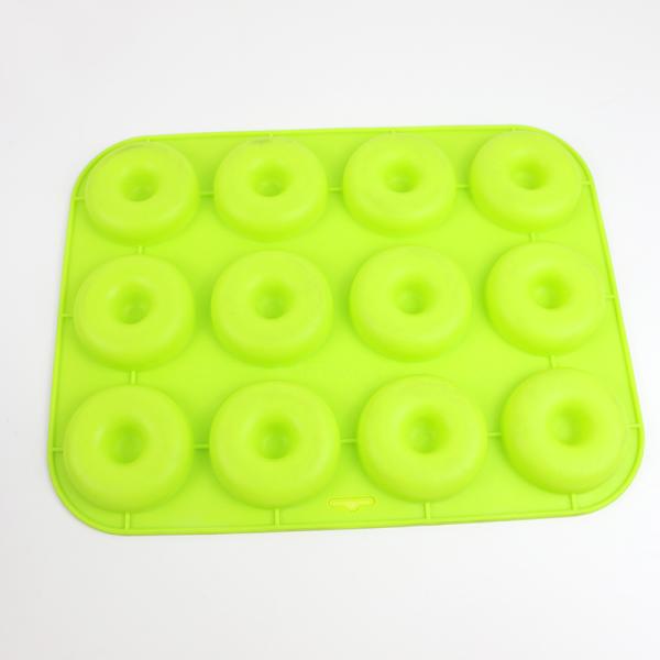Mini Non Toxic Silicone Doughnut Moulds For Cupcake Muffin Making