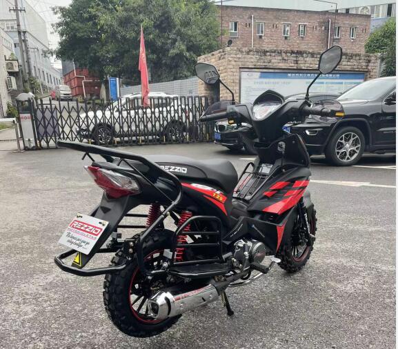 100cc 110CC Cub Motorcycle 125cc 4 Stroke Moped 200-350W Power