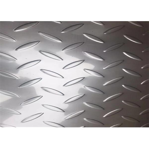 Checkered Diamond Stainless Steel Metal Sheet 304 316L Pattern SS Embossed Sheet