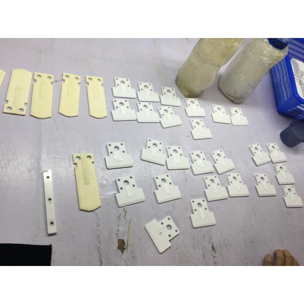 Semiconductor Ceramic End Effector With Vacuum Channels For Handling Silicone Wafers