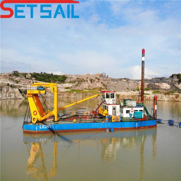 Hydraulic 26inch Cutter Suction Sand Dredger with Diesel Engine Power