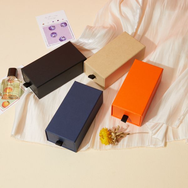 Black Glasses Box Drawer-Type Kraft Paper Packaging Box Pull-Out Custom Lipstick Sunglasses Gift Box