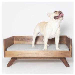 China OEM ODM Wood Pet Furniture Luxury Modern Wooden Dog Bed Personalised on sale
