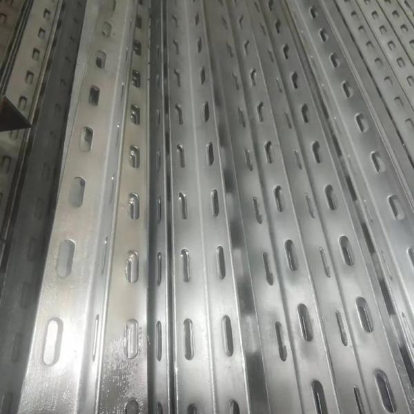 Outdoor 18 Gauge Galvanized Angle Channel Beam Flexible 50x50x5