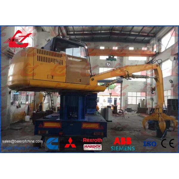 Light Scrap Metal Logger Baler Mobile Bailing Press Machine With Grab and Diesel Engine
