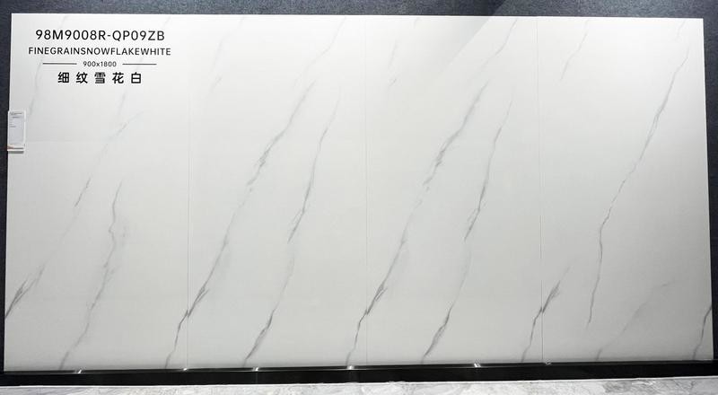 White Polished Glazed Porcelain Tile 900x1800x9mm 0.5% W.A