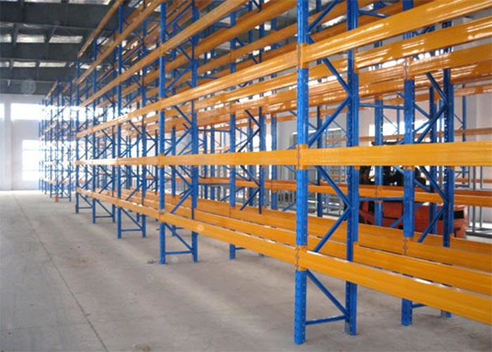 Buy cheap 1000kgs/level Q235B Shelving Storage Pallet Rack 4500mm Length product