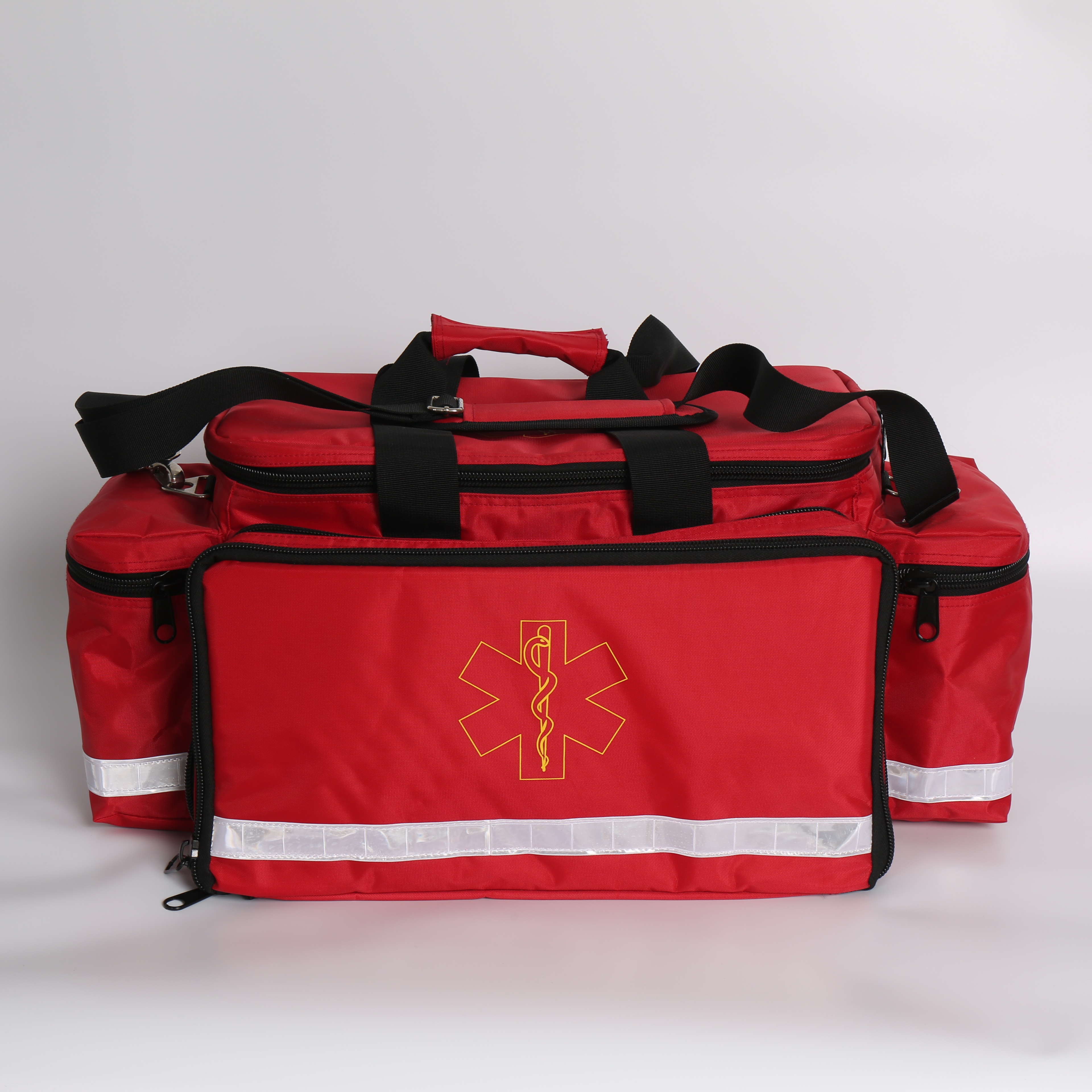 Trauma EMT Emergency Outdoor Abulance CPR Response First Aid Large Capacity With Shoulder Strap Bag