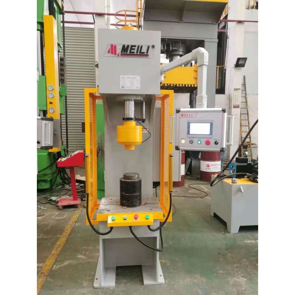 C Type 40Ton Servo Hydraulic Press Machine 400KN For Embossing