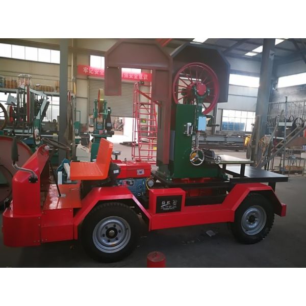 Mobile Vertical Wood Cutting Band Saw Machine,Diesel Vertical Bandsaw Mill