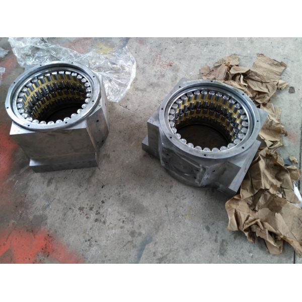 560mm Two Roll Mill Rubber Mixing Mill Machine 90KW Green