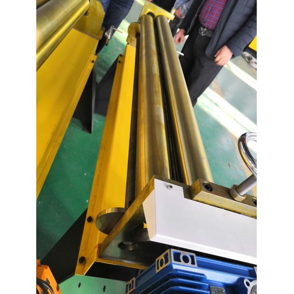 Slip CNC Rolling Machine Small Sheet Metal Cone 3 Roller Plate Bending Machine